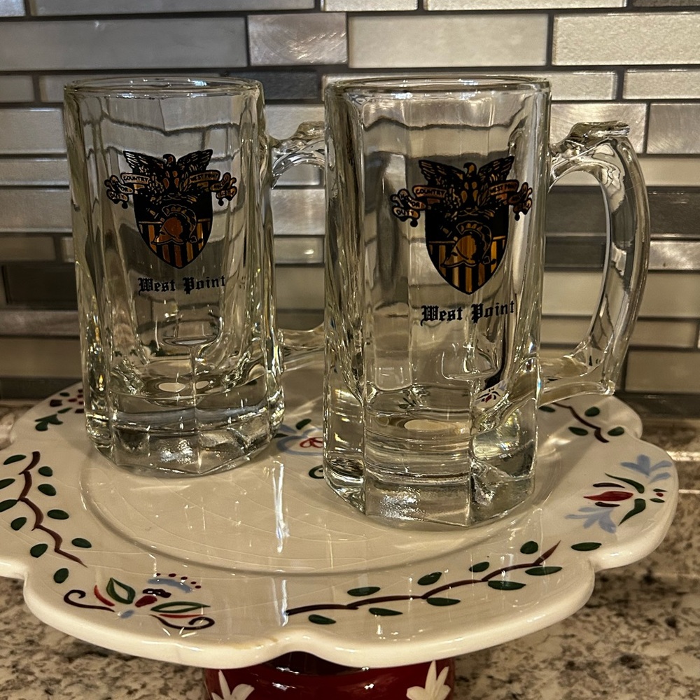 Set of Two Vintage West Point Glass Beer Mugs Steins Black Gold Textured Handle